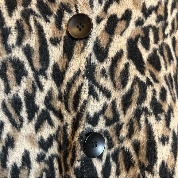 RD STYLE LEOPARD PRINT OVERCOAT WITH HOOD, POCKETS AND BUTTON FRONT SIZE SMALL - Picture 3 of 16